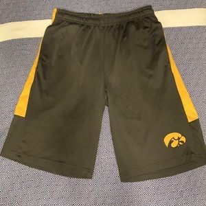 Men’s Iowa Hawkeye shorts size small